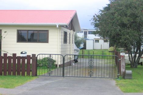 Photo of property in 103b Barbara Avenue, Whangamata, 3620