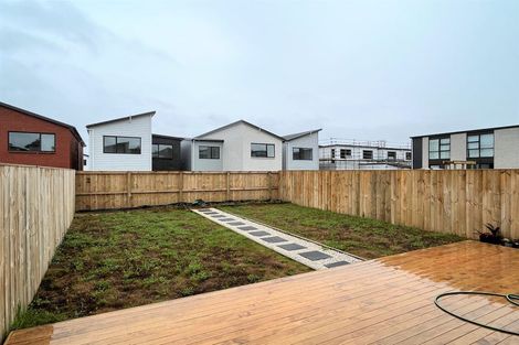 Photo of property in 23 Coast Garden Drive, Hobsonville, Auckland, 0616