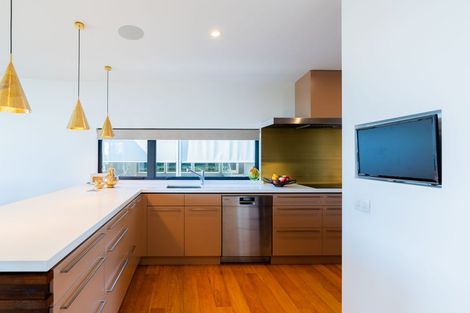 Photo of property in 142 Lake Crescent, Hamilton Lake, Hamilton, 3204