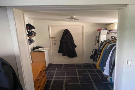 Photo of property in 1/166 Chivalry Road, Glenfield, Auckland, 0629