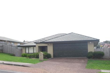 Photo of property in 27 San Pedro Place, Henderson, Auckland, 0612