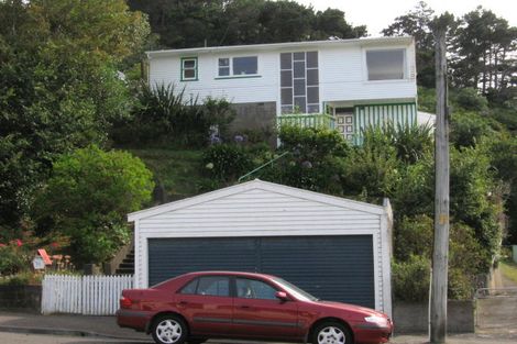 Photo of property in 14 Ribble Street, Island Bay, Wellington, 6023