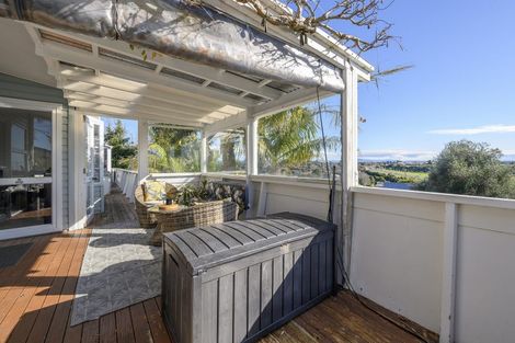 Photo of property in 9 Te Arawa Place, Welcome Bay, Tauranga, 3112