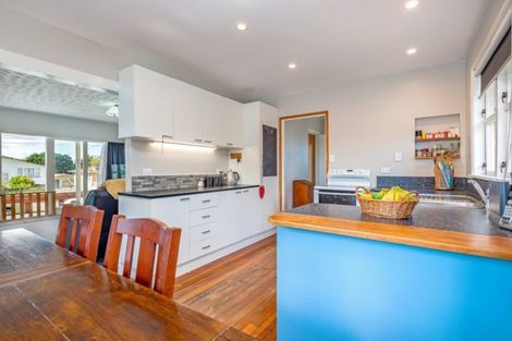 Photo of property in 28 Mcclure Street, Feilding, 4702