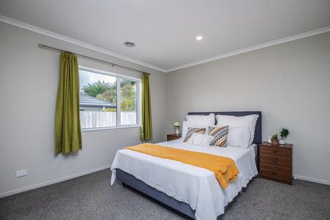 Photo of property in 61b Mauldeth Terrace, Churton Park, Wellington, 6037
