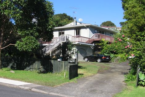 Photo of property in 25 William Hadlow Place, Hatfields Beach, Orewa, 0931