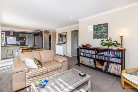 Photo of property in 2/17 Rainbow Drive, Rainbow Point, Taupo, 3330