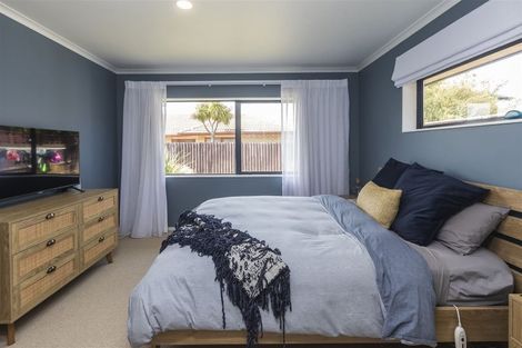 Photo of property in 35 Eastwood Rise, Waimairi Beach, Christchurch, 8083