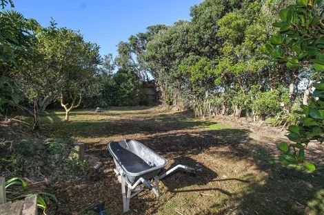 Photo of property in 27 Sergeant Road, Awhitu, Waiuku, 2684