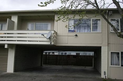 Photo of property in 9/5 Keeling Road, Henderson, Auckland, 0612