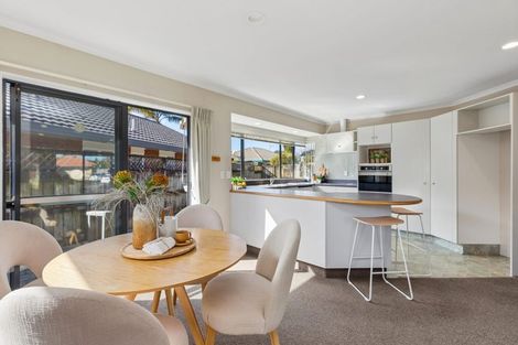 Photo of property in 39 Luculia Drive, Mount Maunganui, 3116