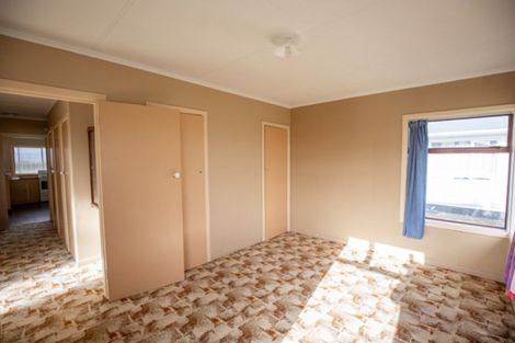 Photo of property in 88 Pipiroa Road, Ngatea, 3503