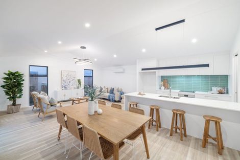 Photo of property in 10 Dalness Crescent, Halswell, Christchurch, 8025