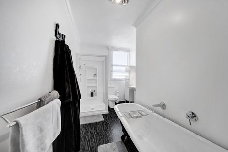 Photo of property in 21 Argyle Street, Hawera, 4610