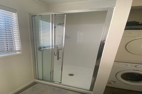 Photo of property in 1/57 Hattaway Avenue, Bucklands Beach, Auckland, 2012