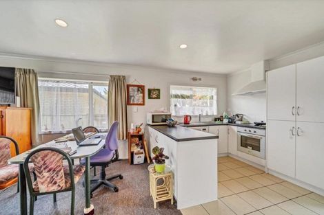 Photo of property in 44a Waihi Road, Hawera, 4610