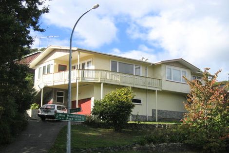 Photo of property in 23 Blue Mountains Road, Silverstream, Upper Hutt, 5019