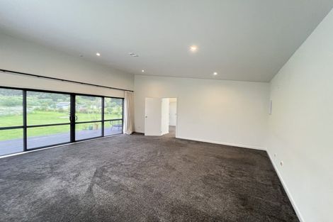 Photo of property in 67 Whitemans Valley Road, Whitemans Valley, Upper Hutt, 5371
