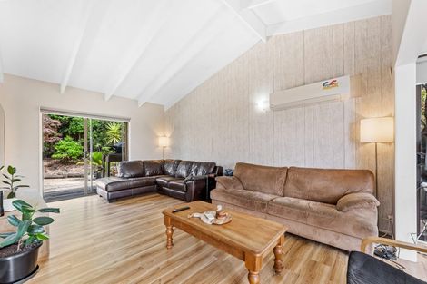 Photo of property in 35 Everard Avenue, Army Bay, Whangaparaoa, 0930