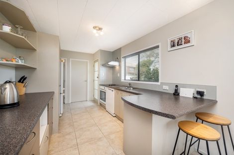 Photo of property in 19 Glenshee Place, Highland Park, Auckland, 2010