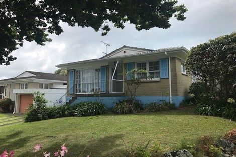 Photo of property in 1/1 Wycherley Drive, Bucklands Beach, Auckland, 2014