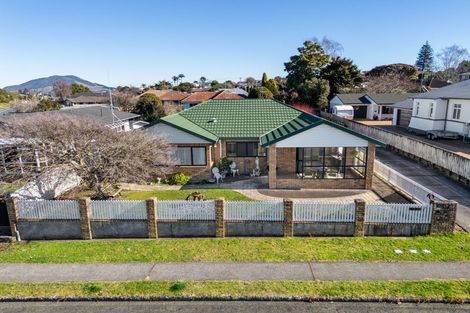 Photo of property in 1/1150 Bank Street, Te Awamutu, 3800
