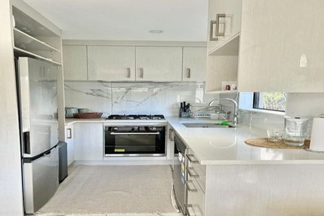 Photo of property in 46a Golfland Drive, Golflands, Auckland, 2013