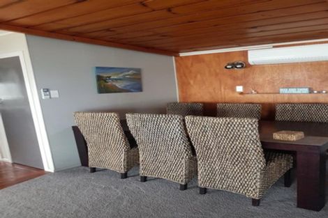 Photo of property in 7 Messenger Terrace, Oakura, 4314