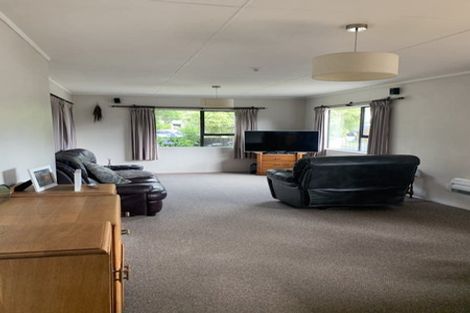 Photo of property in 1 Perry Crescent, Greenmeadows, Napier, 4112