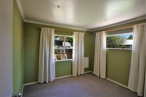 Photo of property in 100 Dixon Road, Glenview, Hamilton, 3206