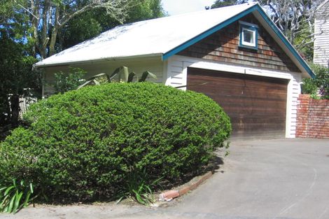Photo of property in 9 Kim Street, Khandallah, Wellington, 6035