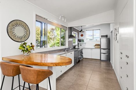 Photo of property in 78 Charles Street, Westshore, Napier, 4110