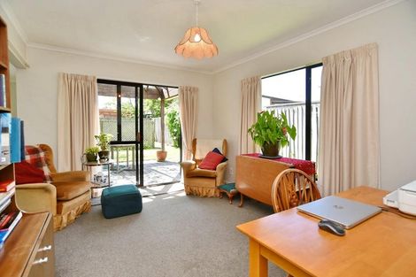 Photo of property in 43 West Belt, Rangiora, 7400