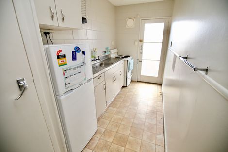 Photo of property in 2/22 Hardley Street, Whitiora, Hamilton, 3200