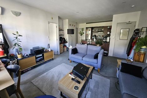 Photo of property in St Peters Apartments, 4e/192 Willis Street, Te Aro, Wellington, 6011