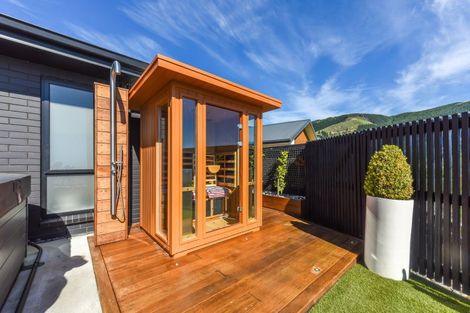 Photo of property in 17 Huntaway Close, Stoke, Nelson, 7011