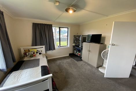 Photo of property in 6 Doon Street, Vauxhall, Dunedin, 9013