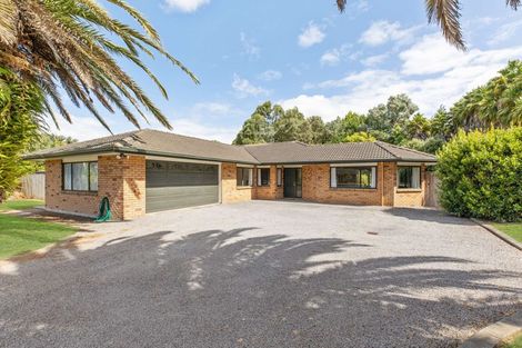 Photo of property in 16 Awaroa Stream Drive, Waiuku, 2123