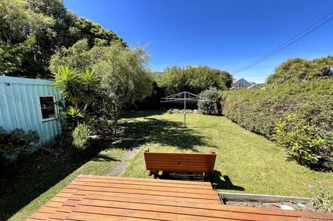 Photo of property in 46 Cambridge Terrace, Waiwhetu, Lower Hutt, 5010