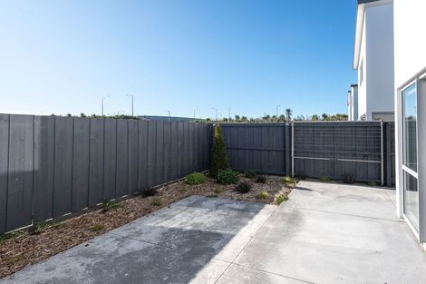 Photo of property in 5 Kakapo Lane, Redwood, Christchurch, 8051