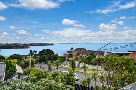 Photo of property in 128 Churchill Road, Rothesay Bay, Auckland, 0630