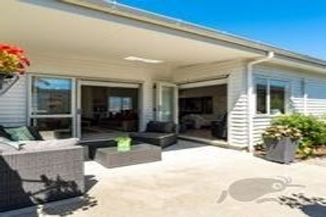 Photo of property in 14 Seabreeze Road, Mangawhai Heads, Mangawhai, 0505