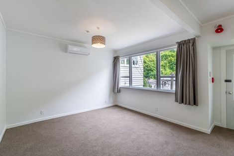 Photo of property in 32 Adams Terrace, Aro Valley, Wellington, 6021