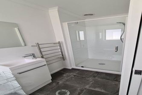 Photo of property in 1/3 Snead Place, Hamilton East, Hamilton, 3216