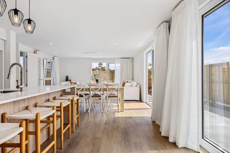 Photo of property in 12 Perehia Mews, Marshland, Christchurch, 8083