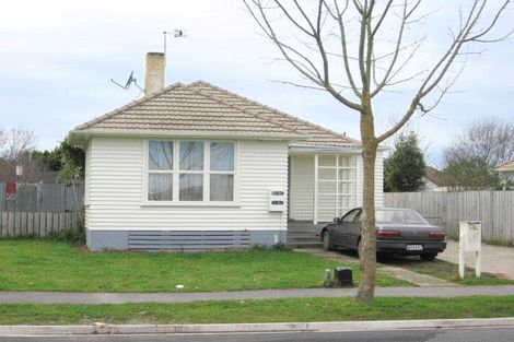Photo of property in 14 Kenney Crescent, Fairfield, Hamilton, 3214
