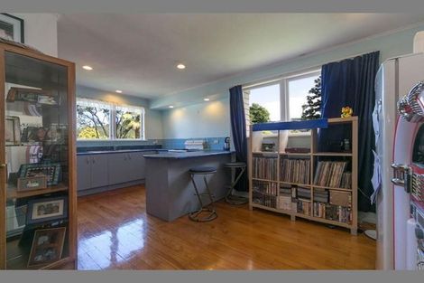 Photo of property in 2 Paewai Road, Glen Eden, Auckland, 0602