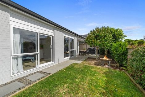 Photo of property in 31 Nellie Drive, Kumeu, 0810