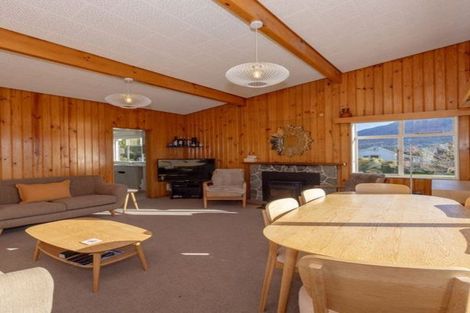 Photo of property in 262 Lakeview Terrace, Lake Hawea, Wanaka, 9382