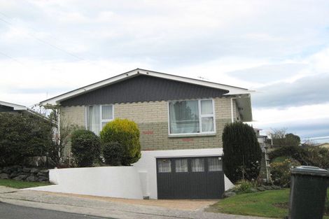 Photo of property in 22 Golfers Drive, Balclutha, 9230